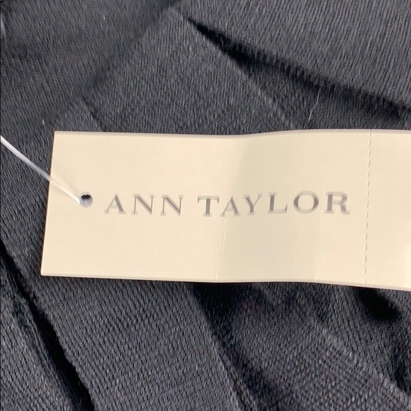 🎈🎈SOLD! NWT Ann Taylor Merino Cardigan FLAWS 🎈 - Picture 6 of 7